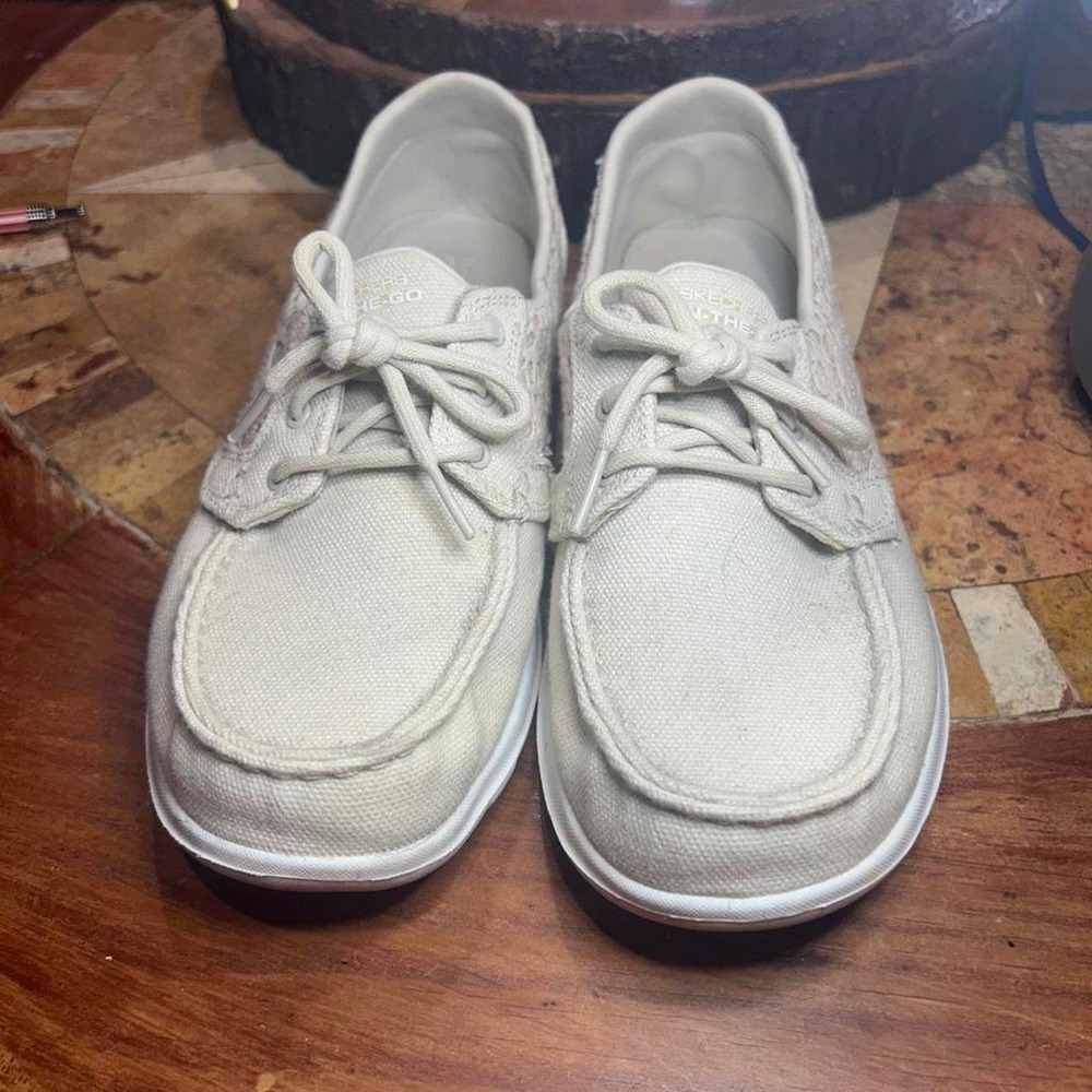 Women > Footwear Sketchers Go Walk Women's Size 8 Used Good condition